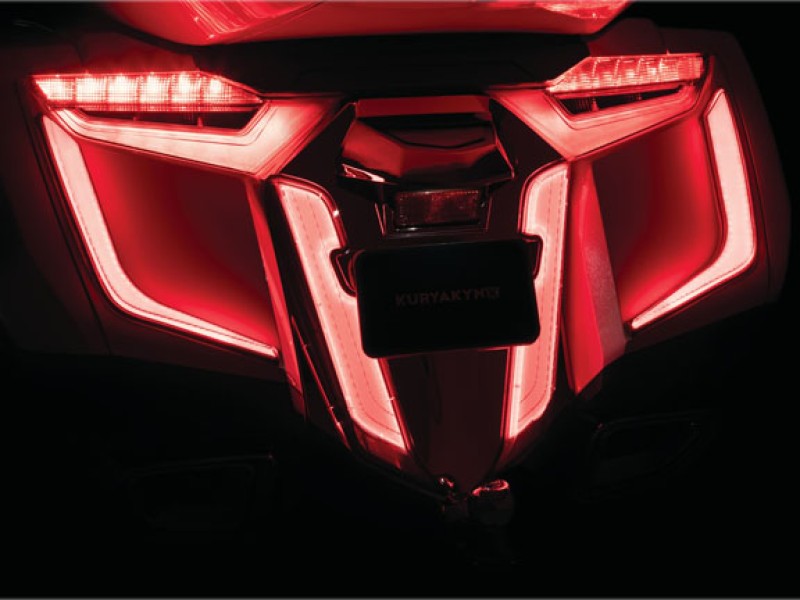 LED Heckflügelverkleidung Kuryakyn Honda Goldwing schwarz - 3248
